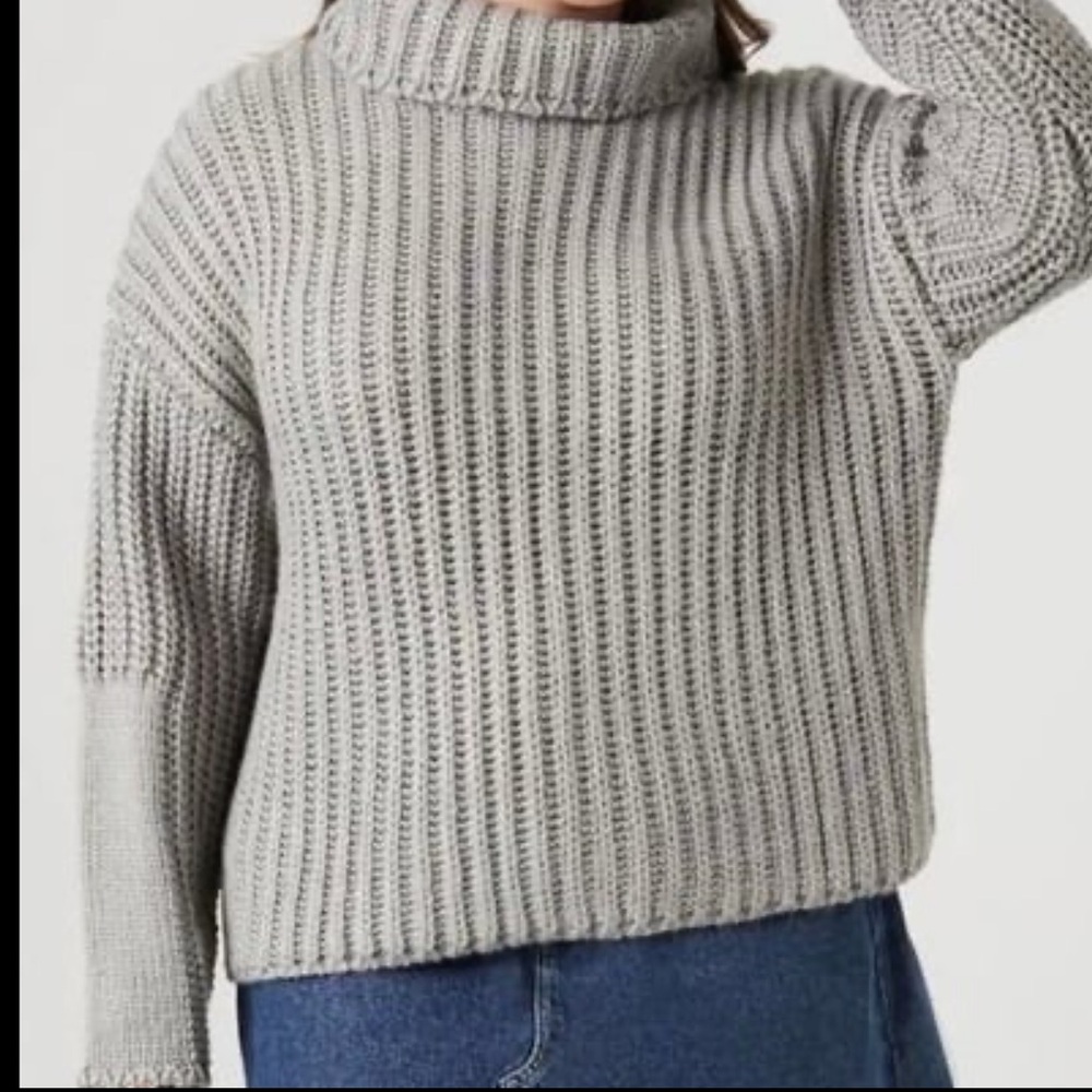 Forever21 turtleneck sweater